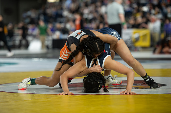 Jocelyn Navarro (Centralia) defeated Purnima Gurung (Lindbergh)-060