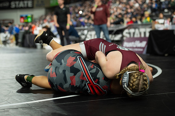 Emily Mallonee (W. F. West (Girls)) defeated Jahaida Delgado (East Valley (Yakima)-051