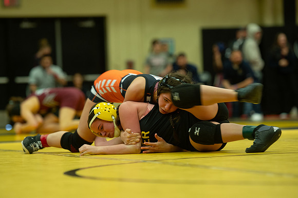 24-wrestlinreg-02