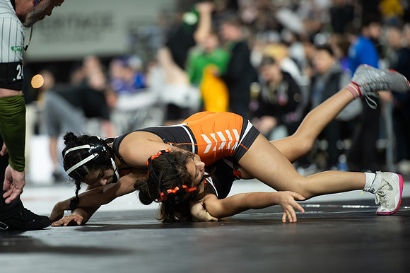 Jasmine Hernandez (Ephrata) defeated Luna Martinez-Arevalo (Centralia)-072