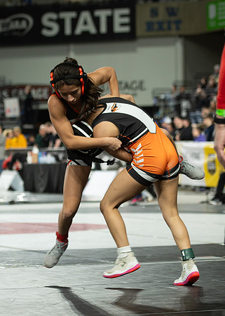 Jasmine Hernandez (Ephrata) defeated Luna Martinez-Arevalo (Centralia)-070