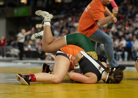 Ramona Reinitz (Centralia ) defeated Crystal Vargas (Quincy )-077
