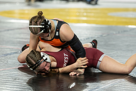 Ramona Reinitz (Centralia) defeated Eden Hornby (W. F. West)-094