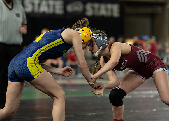Lucy Hornby (W. F. West ) defeated Lander Floch (Aberdeens)-064