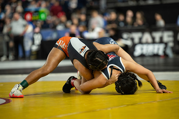 -Jocelyn Navarro (Centralia) defeated Purnima Gurung (Lindbergh)-058