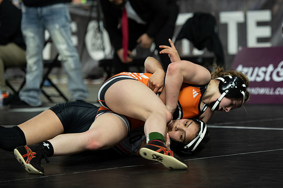 Ramona Reinitz (Centralia ) defeated Briseida Galvez (Othello)-206